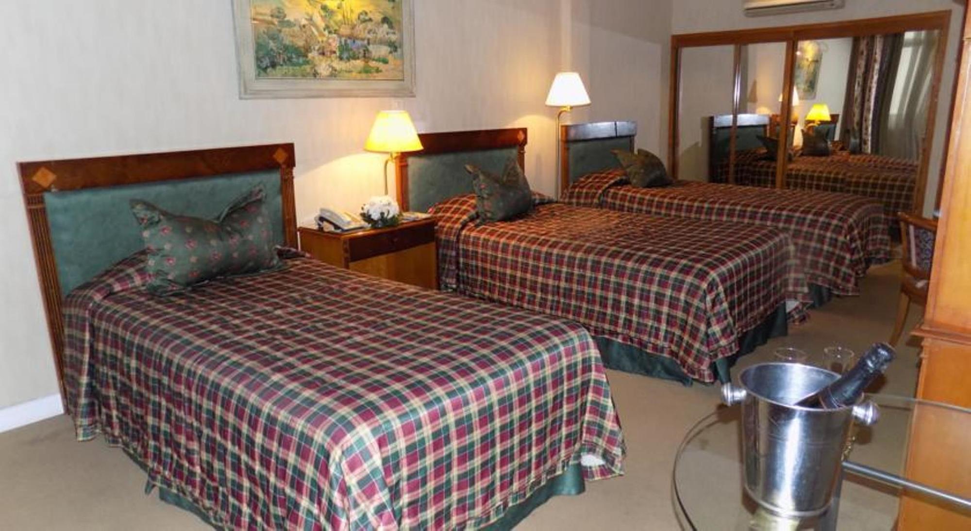 Mayflower Suites Буенос Айрес Екстериор снимка